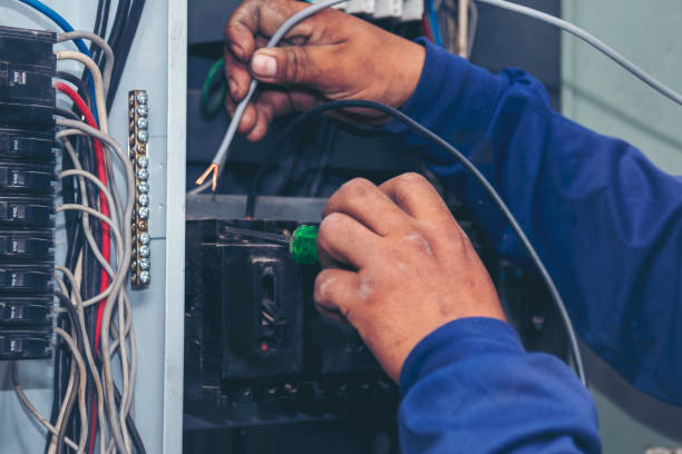 Best Electrical Repair Services  in Trumbull Center, CT